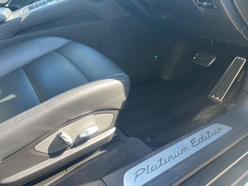 Porsche Panamera 3.0D V6 Platinum Edition TiptronicS Euro 5 (s/s) 5dr 5dr Automatic 2025