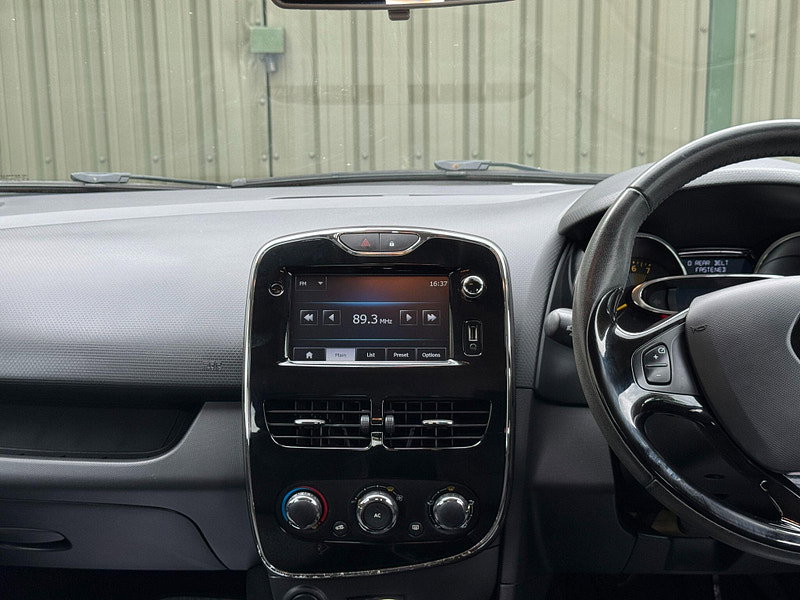 Renault Clio 1.2 16V Dynamique MediaNav Euro 5 5dr 5dr Manual 2026