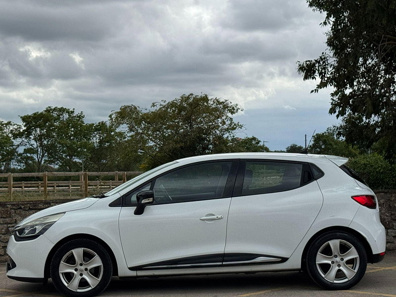 Renault Clio 1.2 16V Dynamique MediaNav Euro 5 5dr 5dr Manual 2026