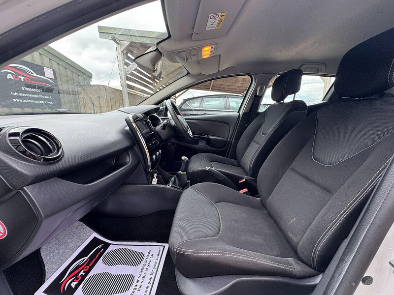 Renault Clio 1.2 16V Dynamique MediaNav Euro 5 5dr 5dr Manual 2026