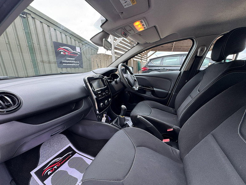 Renault Clio 1.2 16V Dynamique MediaNav Euro 5 5dr 5dr Manual 2026