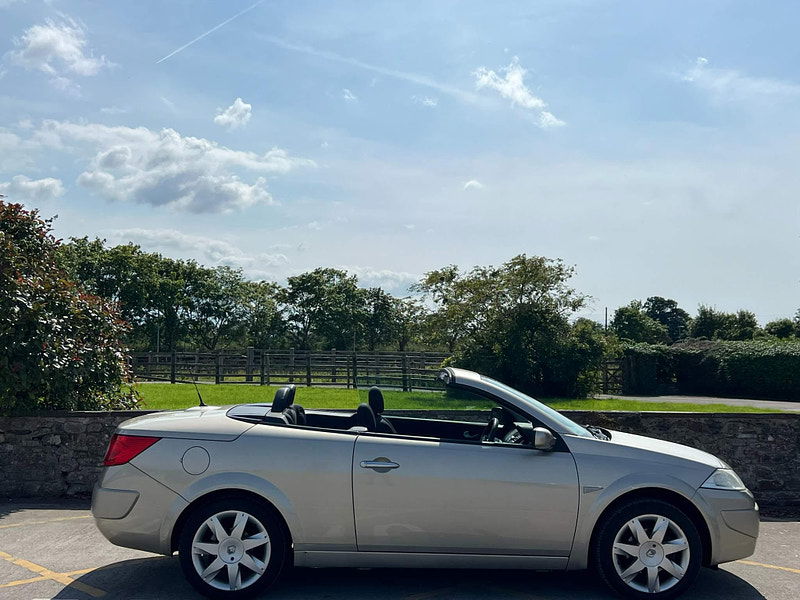 Renault Megane 1.6 VVT Dynamique 2dr 2dr Manual 2025