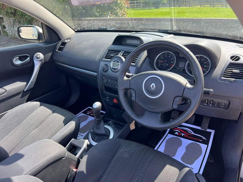Renault Megane 1.6 VVT Dynamique 2dr 2dr Manual 2025
