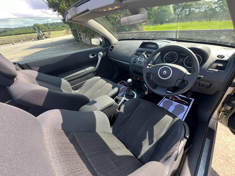 Renault Megane 1.6 VVT Dynamique 2dr 2dr Manual 2025