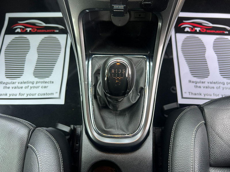 Vauxhall Astra 1.6 16v Elite Euro 5 5dr 5dr Manual 2025