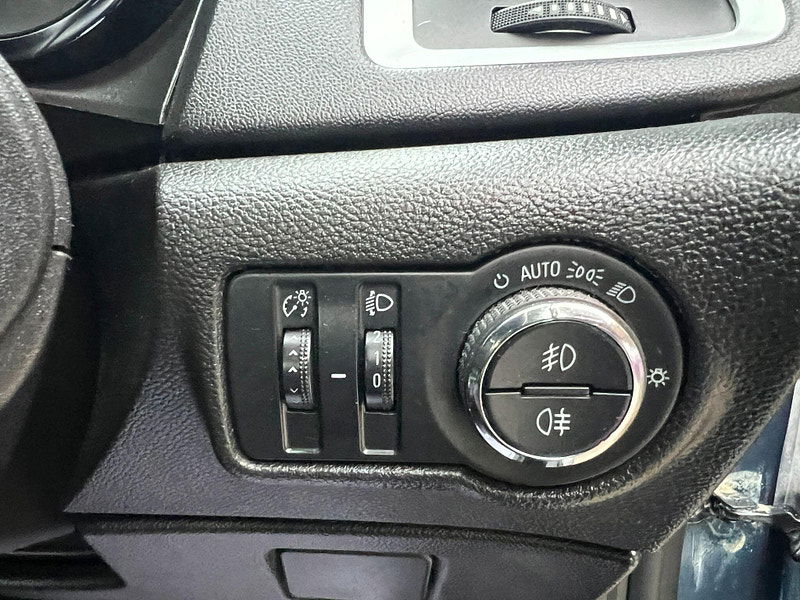 Vauxhall Astra 1.6 16v Elite Euro 5 5dr 5dr Manual 2025