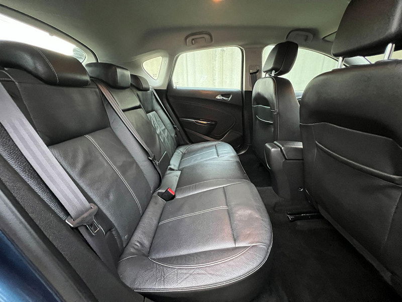 Vauxhall Astra 1.6 16v Elite Euro 5 5dr 5dr Manual 2025