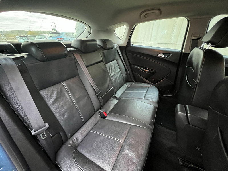 Vauxhall Astra 1.6 16v Elite Euro 5 5dr 5dr Manual 2025