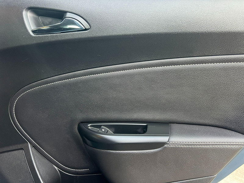 Vauxhall Astra 1.6 16v Elite Euro 5 5dr 5dr Manual 2025