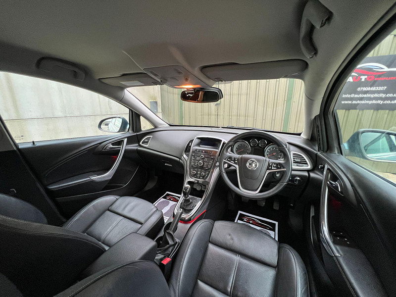 Vauxhall Astra 1.6 16v Elite Euro 5 5dr 5dr Manual 2025