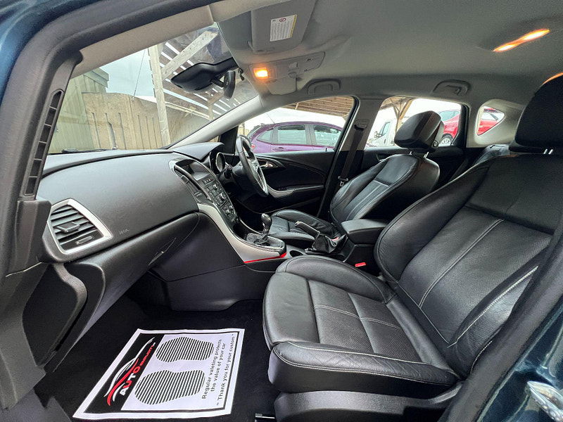 Vauxhall Astra 1.6 16v Elite Euro 5 5dr 5dr Manual 2025