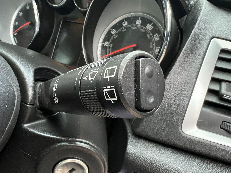 Vauxhall Astra 1.6 16v Elite Euro 5 5dr 5dr Manual 2025