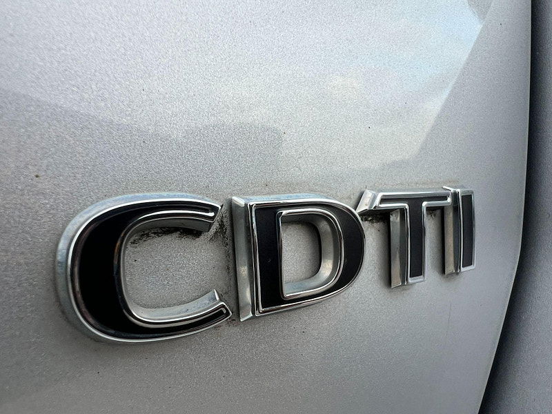 Vauxhall Astra 1.6 CDTi BlueInjection SRi Sports Tourer Euro 6 (s/s) 5dr 5dr Manual 2025