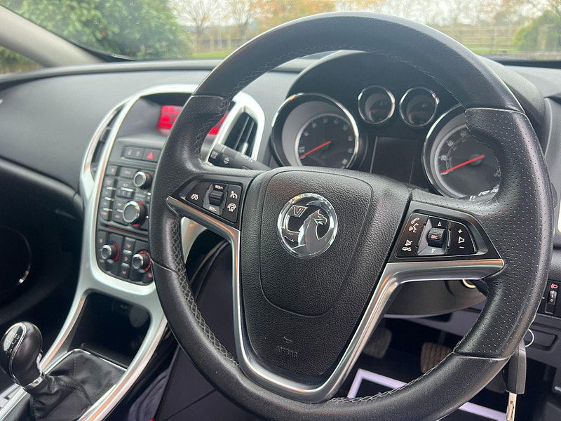Vauxhall Astra GTC 1.4T SRi Euro 5 (s/s) 3dr 3dr Manual 2025