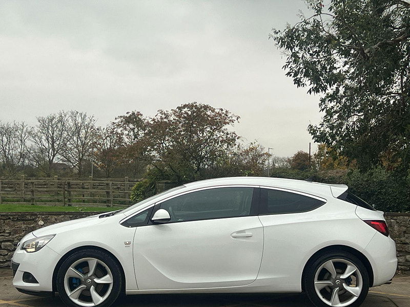 Vauxhall Astra GTC 1.4T SRi Euro 5 (s/s) 3dr 3dr Manual 2025