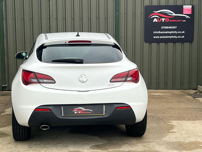 Vauxhall Astra GTC 1.4T SRi Euro 5 (s/s) 3dr 3dr Manual 2025