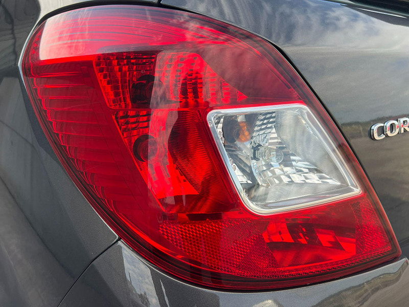 Vauxhall Corsa 1.4 16V SE Euro 5 5dr 5dr Manual 2025