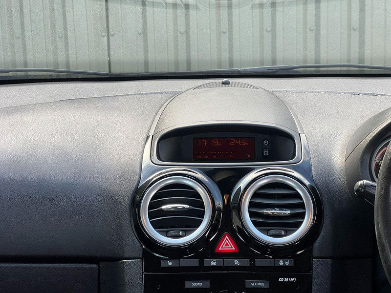 Vauxhall Corsa 1.4 16V SE Euro 5 5dr 5dr Manual 2025