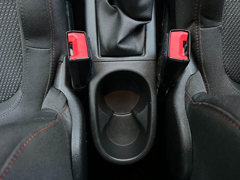 Vauxhall Corsa 1.4i ecoTEC Sport Euro 6 3dr 3dr Manual 2025