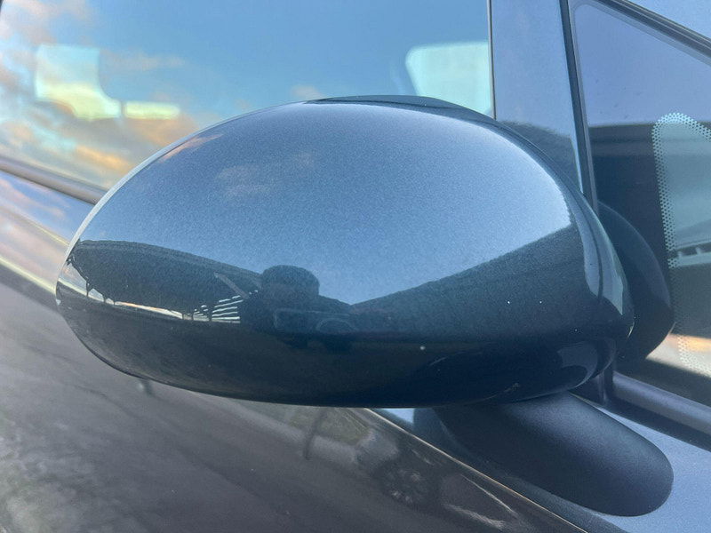 Vauxhall Corsa 1.4i ecoTEC Sport Euro 6 3dr 3dr Manual 2025