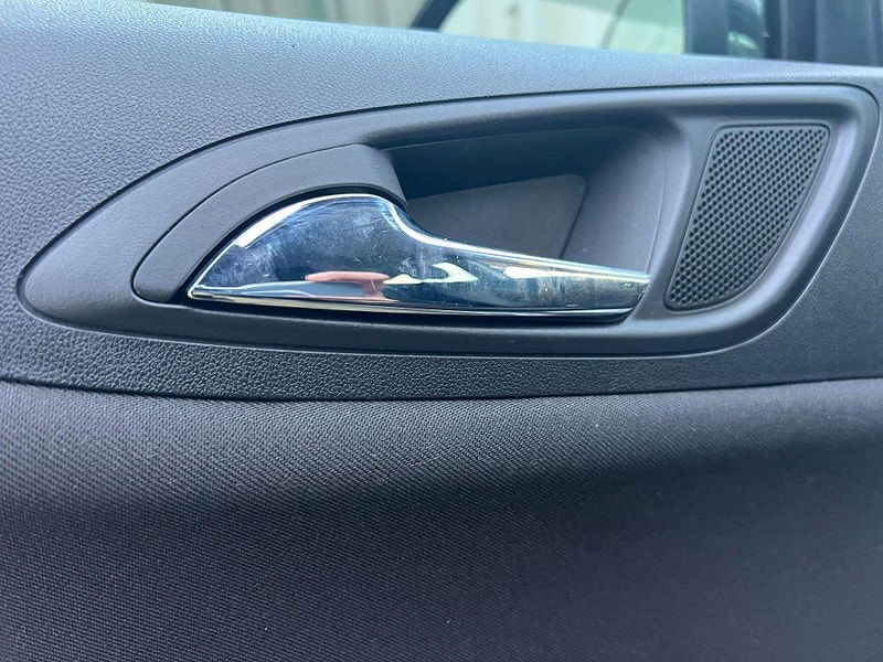 Vauxhall Corsa 1.4i ecoTEC Sport Euro 6 3dr 3dr Manual 2025