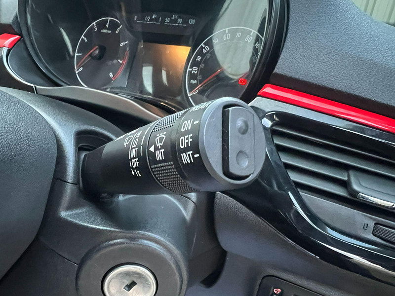 Vauxhall Corsa 1.4i ecoTEC Sport Euro 6 3dr 3dr Manual 2025