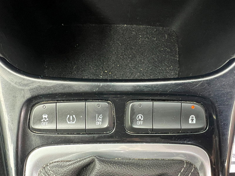 Vauxhall Crossland X 1.2 Griffin Euro 6 (s/s) 5dr 5dr Manual 2026