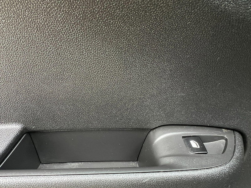 Vauxhall Crossland X 1.2 Griffin Euro 6 (s/s) 5dr 5dr Manual 2026