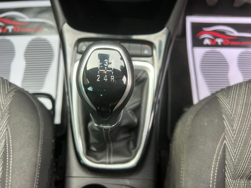 Vauxhall Crossland X 1.2 Griffin Euro 6 (s/s) 5dr 5dr Manual 2026