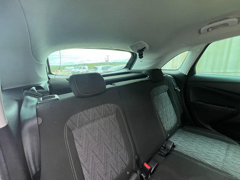 Vauxhall Crossland X 1.2 Griffin Euro 6 (s/s) 5dr 5dr Manual 2026