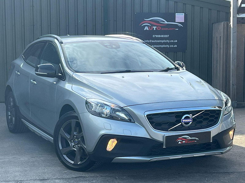 Volvo V40 Cross Country 1.6 D2 SE Nav Euro 5 (s/s) 5dr 5dr Manual 2025