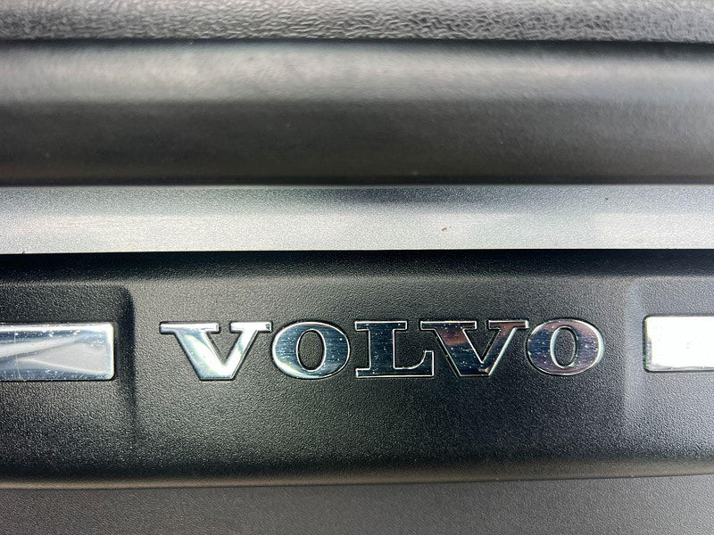 Volvo V40 Cross Country 1.6 D2 SE Nav Euro 5 (s/s) 5dr 5dr Manual 2025