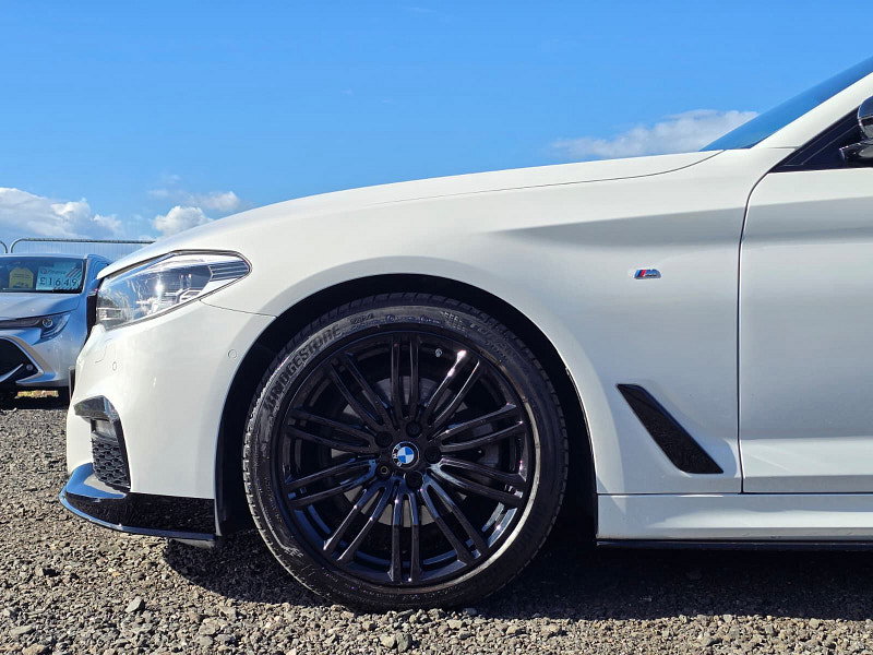 BMW 5 Series 2.0 520d M Sport Saloon 4dr Diesel Auto xDrive Euro 6 (s/s) (190 ps)