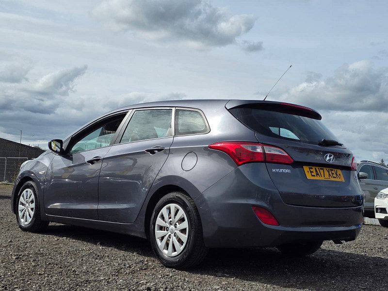 Hyundai I30 1.6 CRDi Blue Drive S Tourer 5dr Diesel Manual Euro 6 (s/s) (110 ps)