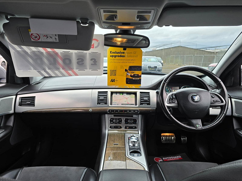 Jaguar XF 2.2d R-Sport Saloon 4dr Diesel Auto Euro 5 (s/s) (163 ps)
