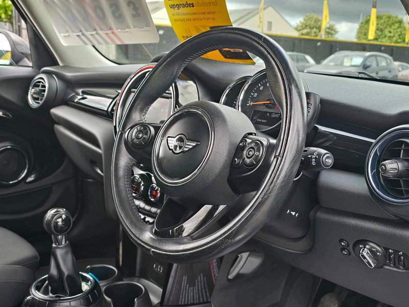 MINI Hatch 1.5 Cooper Hatchback 5dr Petrol Manual Euro 6 (s/s) (136 ps)
