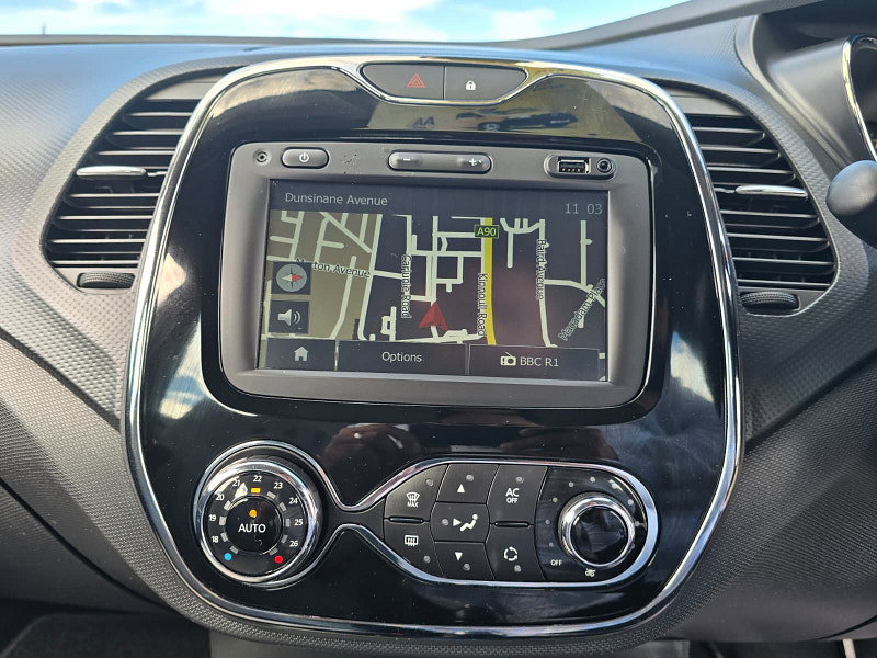 Renault Captur 0.9 TCe ENERGY Dynamique MediaNav SUV 5dr Petrol Manual Euro 5 (s/s) (90 ps)