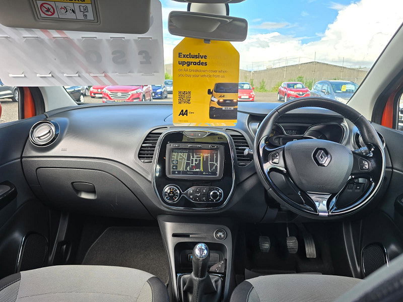 Renault Captur 0.9 TCe ENERGY Dynamique MediaNav SUV 5dr Petrol Manual Euro 5 (s/s) (90 ps)