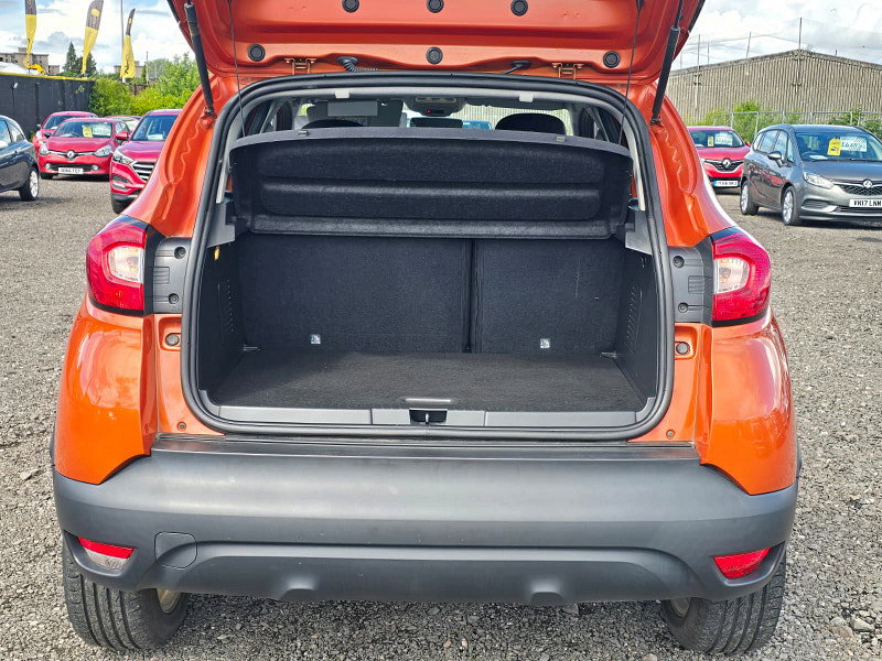 Renault Captur 0.9 TCe ENERGY Dynamique MediaNav SUV 5dr Petrol Manual Euro 5 (s/s) (90 ps)