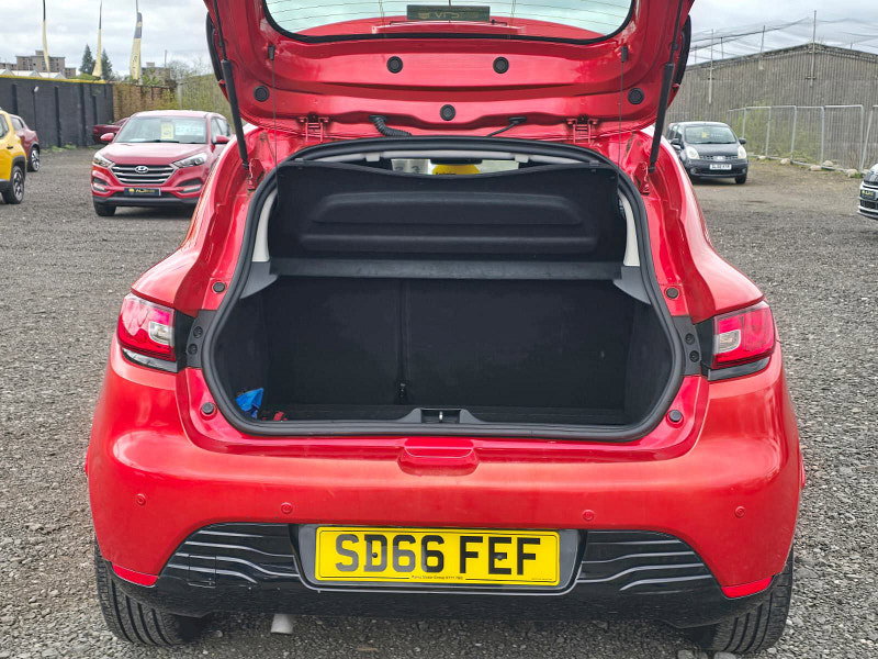 Renault Clio 0.9 TCe Dynamique Nav Hatchback 5dr Petrol Manual Euro 6 (s/s) (90 ps)