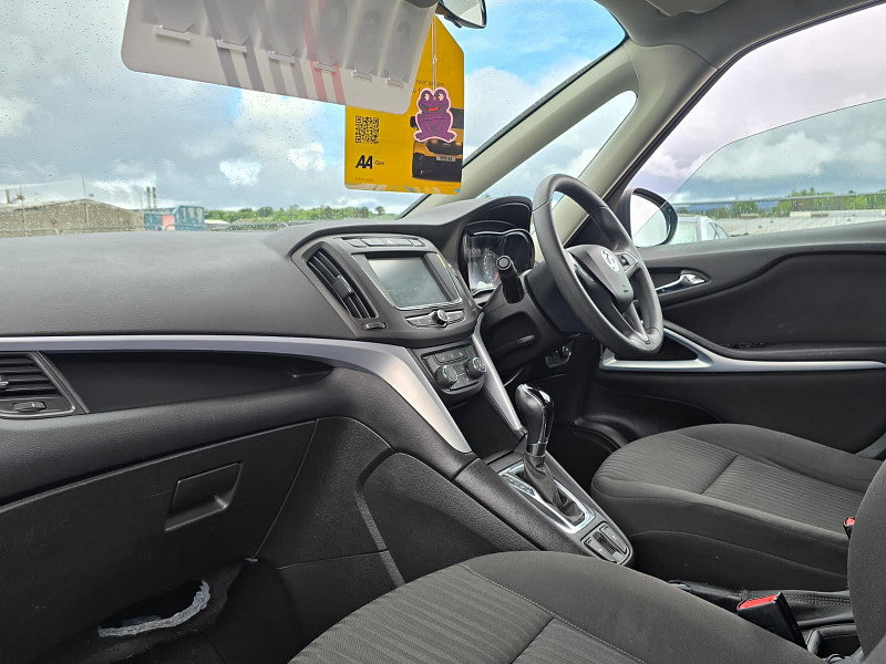 Vauxhall Zafira Tourer 1.4i Turbo Design MPV 5dr Petrol Auto Euro 6 (140 ps)