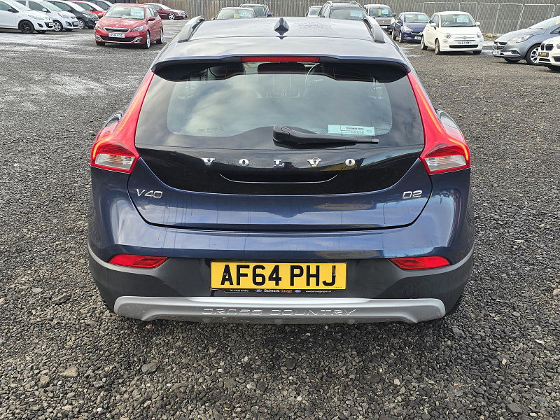Volvo V40 1.6L D2 CROSS COUNTRY LUX  Hatchback 5dr Diesel Automatic Euro 5 (113 bhp)