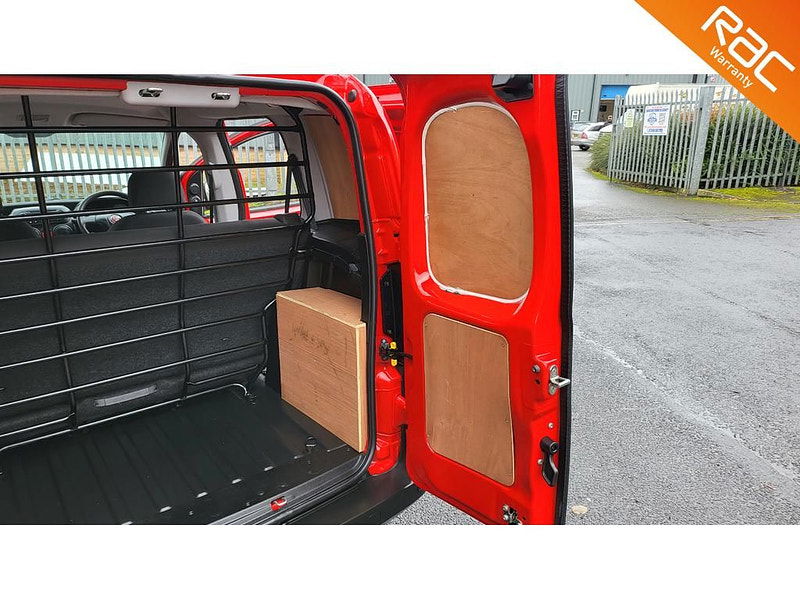 Fiat Fiorino 1.3 MultiJetII Active Crew Van Double Cab 6dr Diesel COMFOT-MATIC Euro 5 (75 bhp) 6dr Automatic 2024