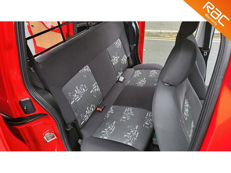 Fiat Fiorino 1.3 MultiJetII Active Crew Van Double Cab 6dr Diesel COMFOT-MATIC Euro 5 (75 bhp) 6dr Manual 2025