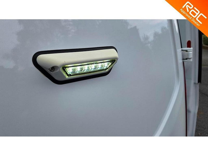 Ford Transit Connect 1.5 230 EcoBlue Trend Crew Van L2 Euro 6 (s/s) 6dr 6dr Manual 2025