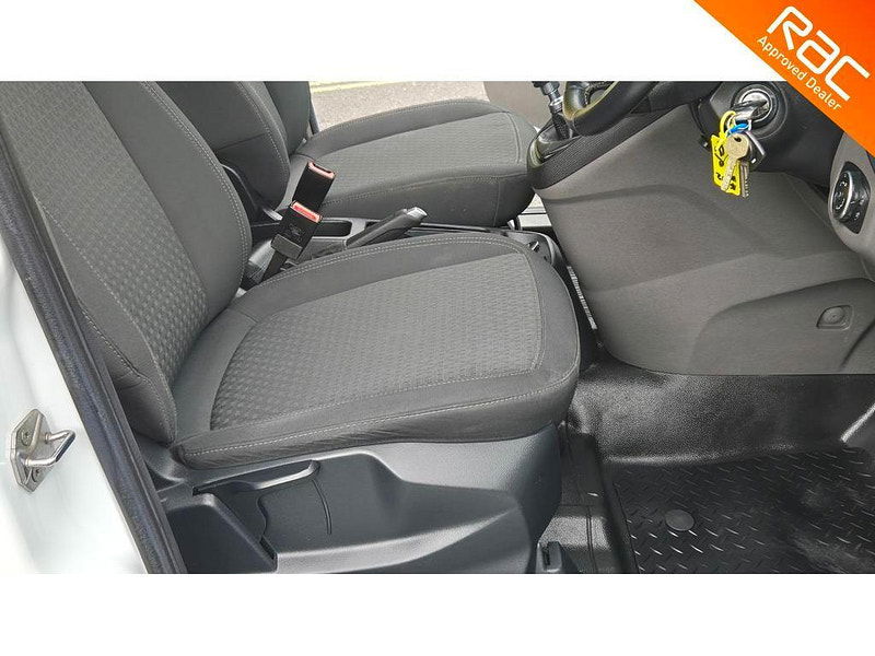 Ford Transit Connect 1.5 230 EcoBlue Trend Crew Van L2 Euro 6 (s/s) 6dr 6dr Manual 2025