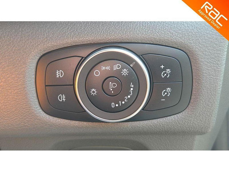 Ford Transit Custom 2.0 320 EcoBlue Limited Crew Van Auto L2 H1 Euro 6 (s/s) 5dr 5dr Automatic 2025
