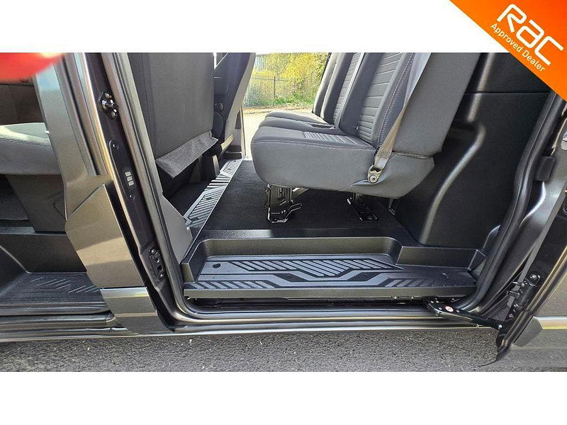 Ford Transit Custom 2.0 320 EcoBlue Limited Crew Van Auto L2 H1 Euro 6 (s/s) 5dr 5dr Automatic 2025