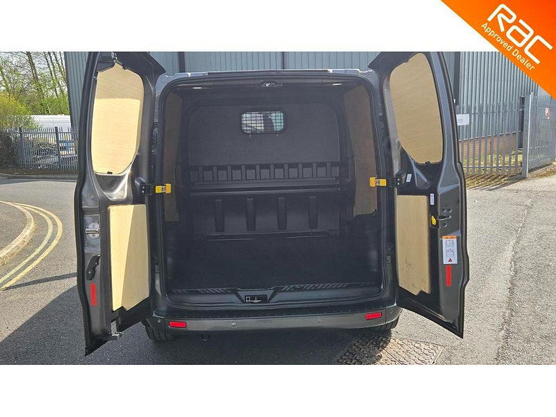Ford Transit Custom 2.0 320 EcoBlue Limited Crew Van Auto L2 H1 Euro 6 (s/s) 5dr 5dr Automatic 2025