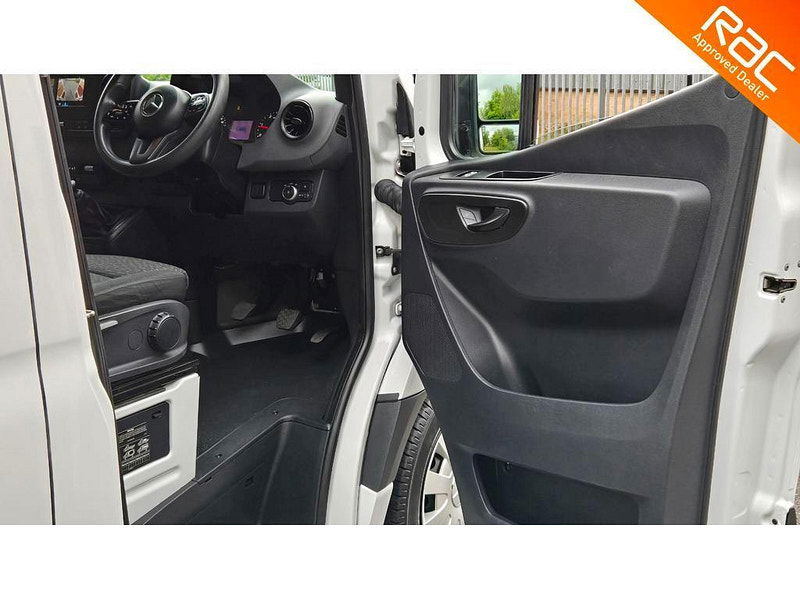 Mercedes-Benz Sprinter 2.0 315 CDI Premium RWD L2 H2 Euro 6 (s/s) 5dr 5dr Manual 2025